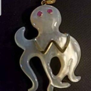 Mother of Pearl Octopus Pendant w/14K detail & Ruby eyes